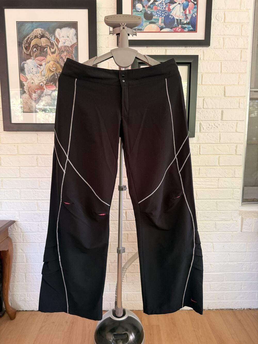 Nike Fit Dry Black & Pink Athletic Pants Women's Large